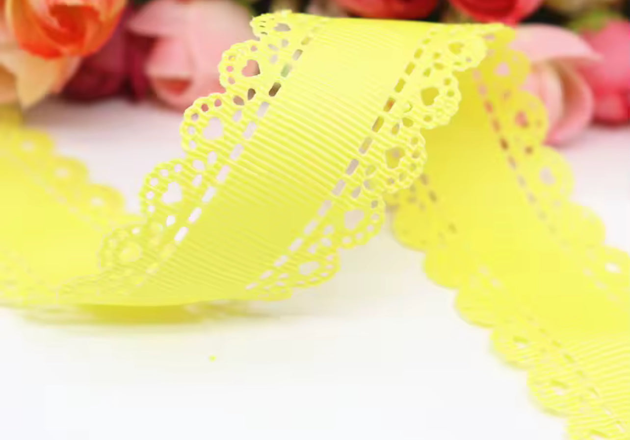 White ribbon bow with lace