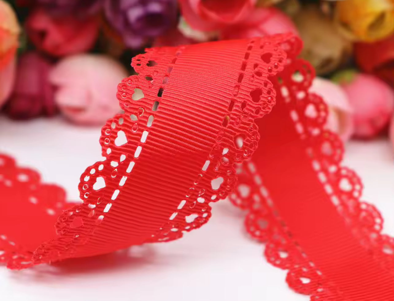 White ribbon bow with lace